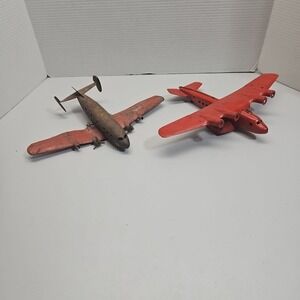 Vintage‎ Wyandotte ? Airplane Lot Need Work but Solid and Mostly Straight